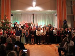 241129Weihnachtsestrade