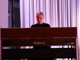 241129Weihnachtsestrade